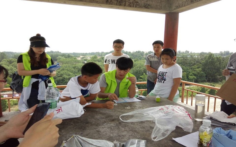 1624526w.jpg 1624526w.jpg