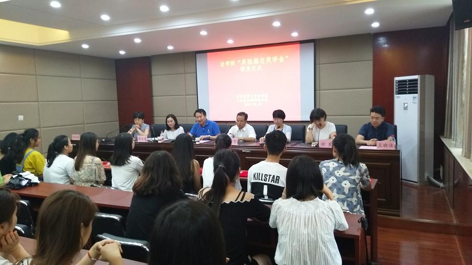 Cache_1155dbfcb1b0d3..jpg Cache_1155dbfcb1b0d3..jpg